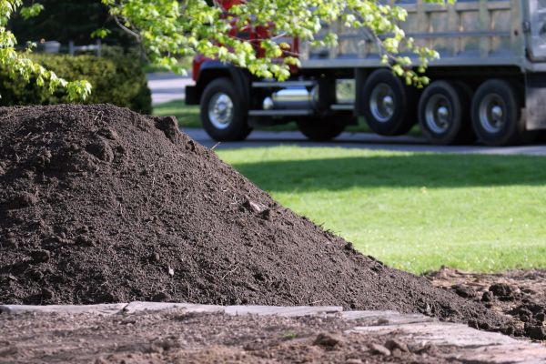 Yard Dirt Delivery in Santa Ana