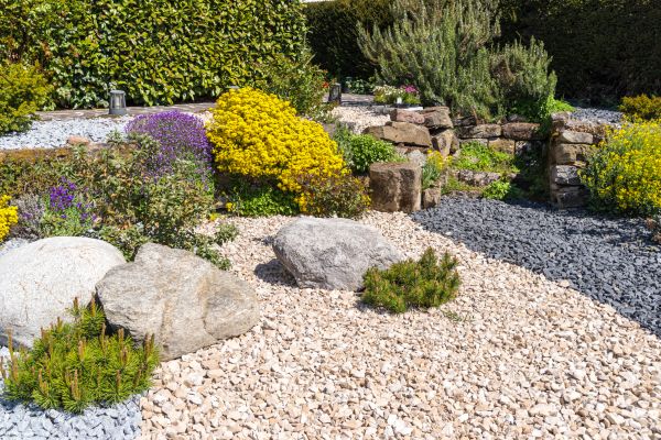 Decorative Gravel Installation in Santa Ana