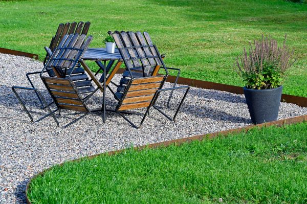 Metal Edging Installation in Santa Ana