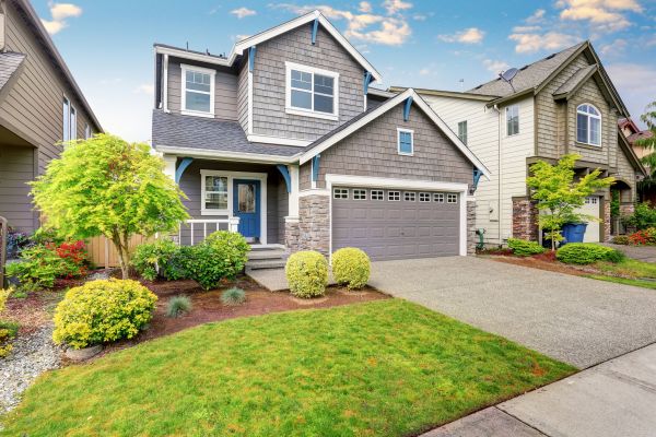 Curb Appeal Landscaping in Santa Ana