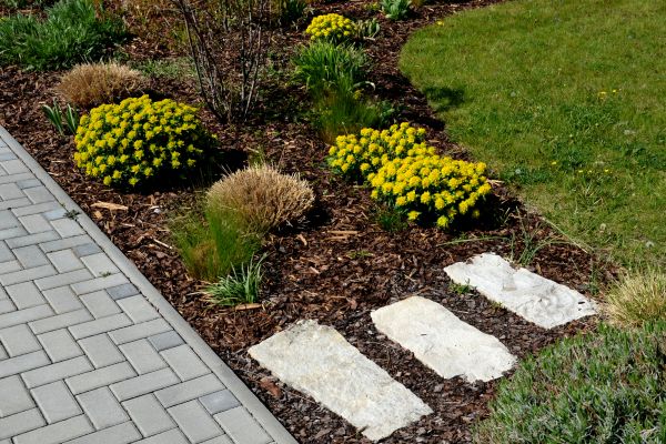Garden Mulch Installation in Santa Ana