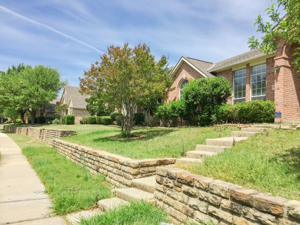 Sloped Yard Landscaping in Santa Ana