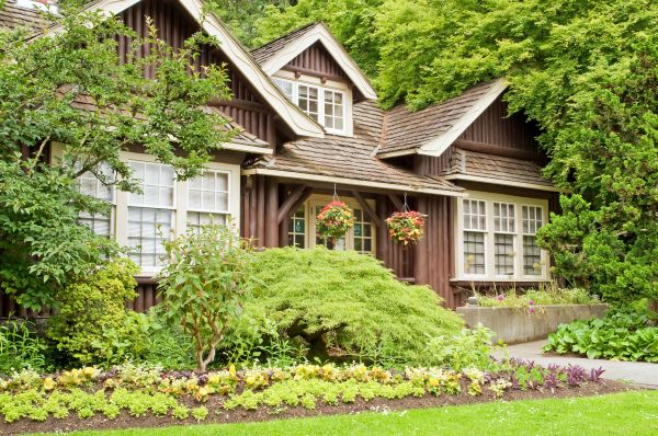 Log Home Landscaping in Santa Ana