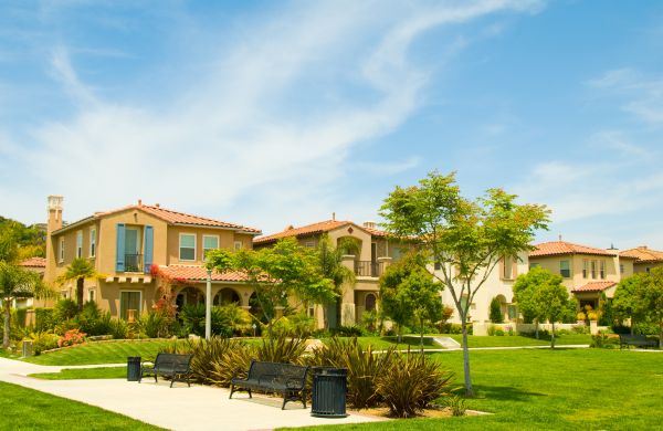 Community Landscaping in Santa Ana